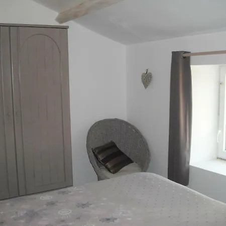 Cagouille Nyaraló *